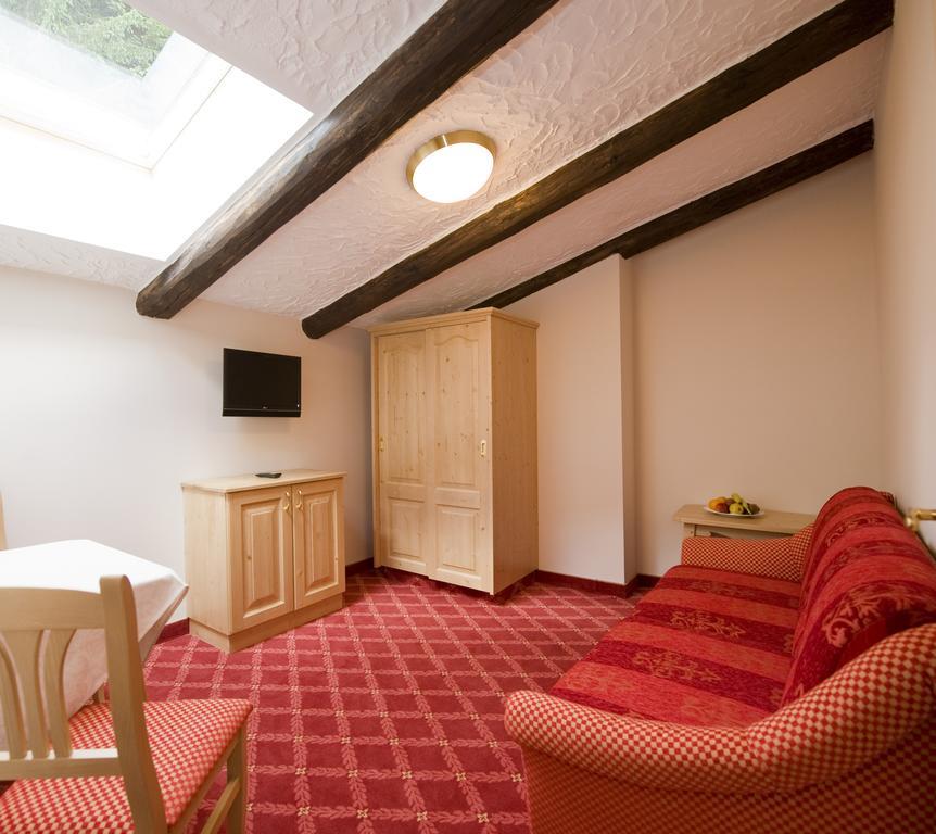 Hotel Bischofsmuetze ฟิลซ์โมส ภายนอก รูปภาพ