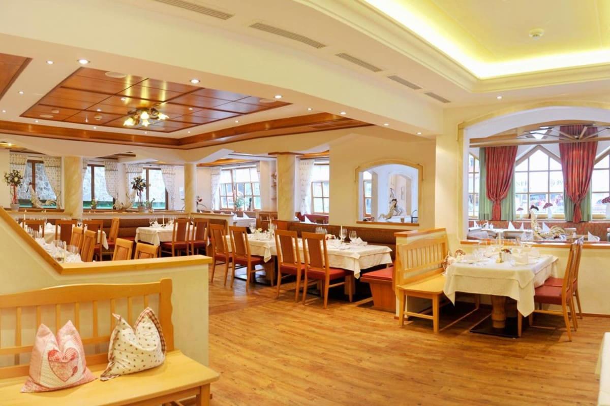 Hotel Bischofsmuetze ฟิลซ์โมส ภายนอก รูปภาพ