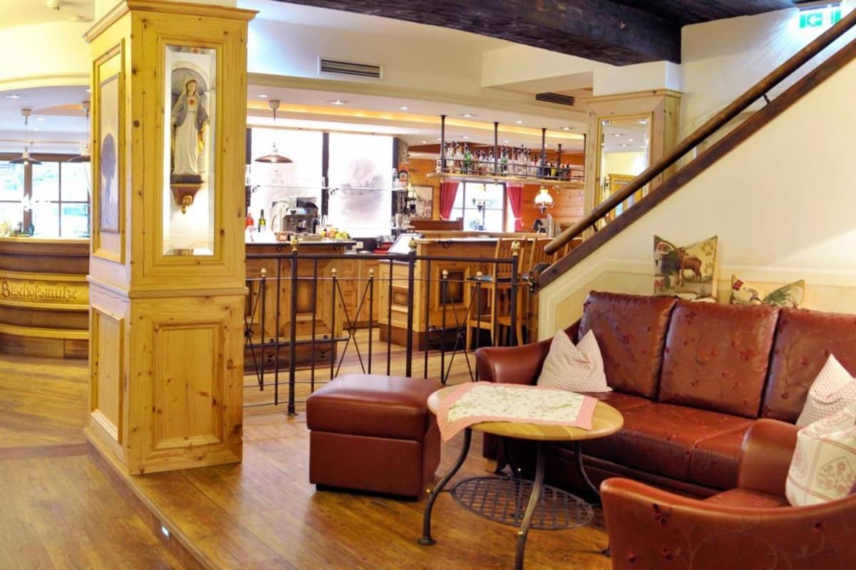 Hotel Bischofsmuetze ฟิลซ์โมส ภายนอก รูปภาพ