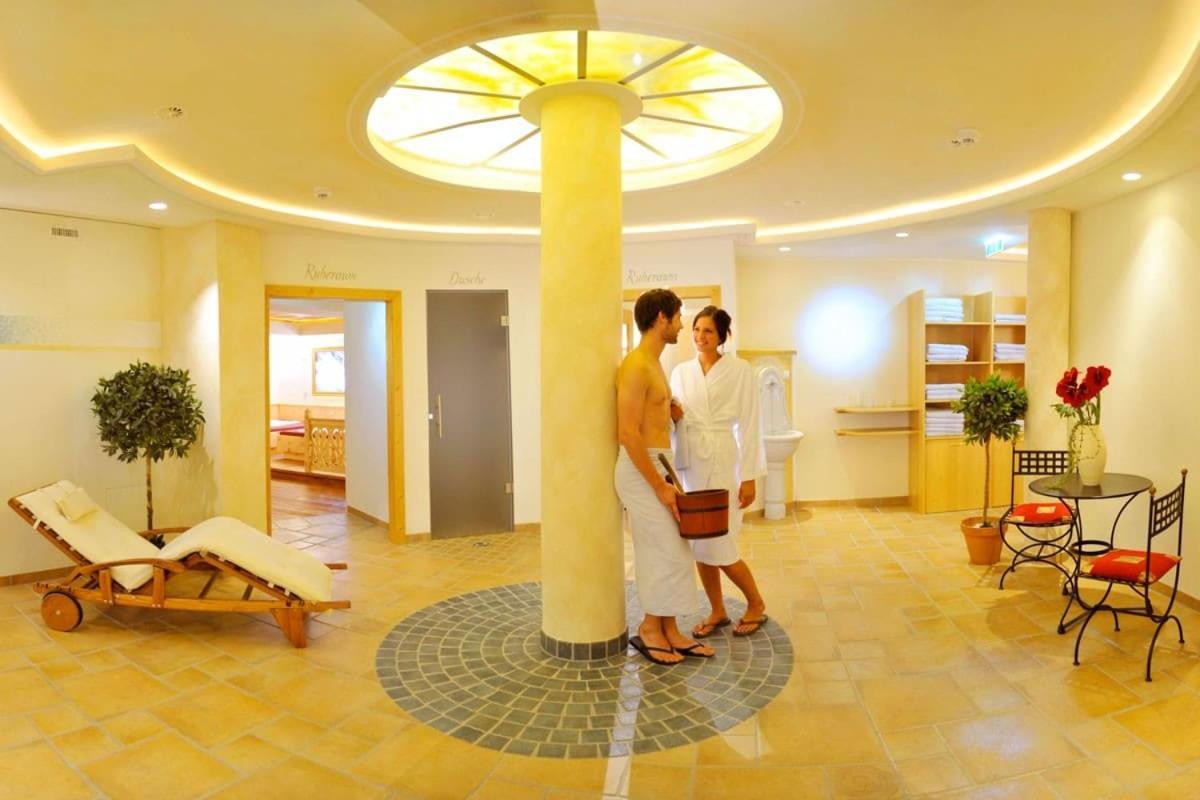 Hotel Bischofsmuetze ฟิลซ์โมส ภายนอก รูปภาพ