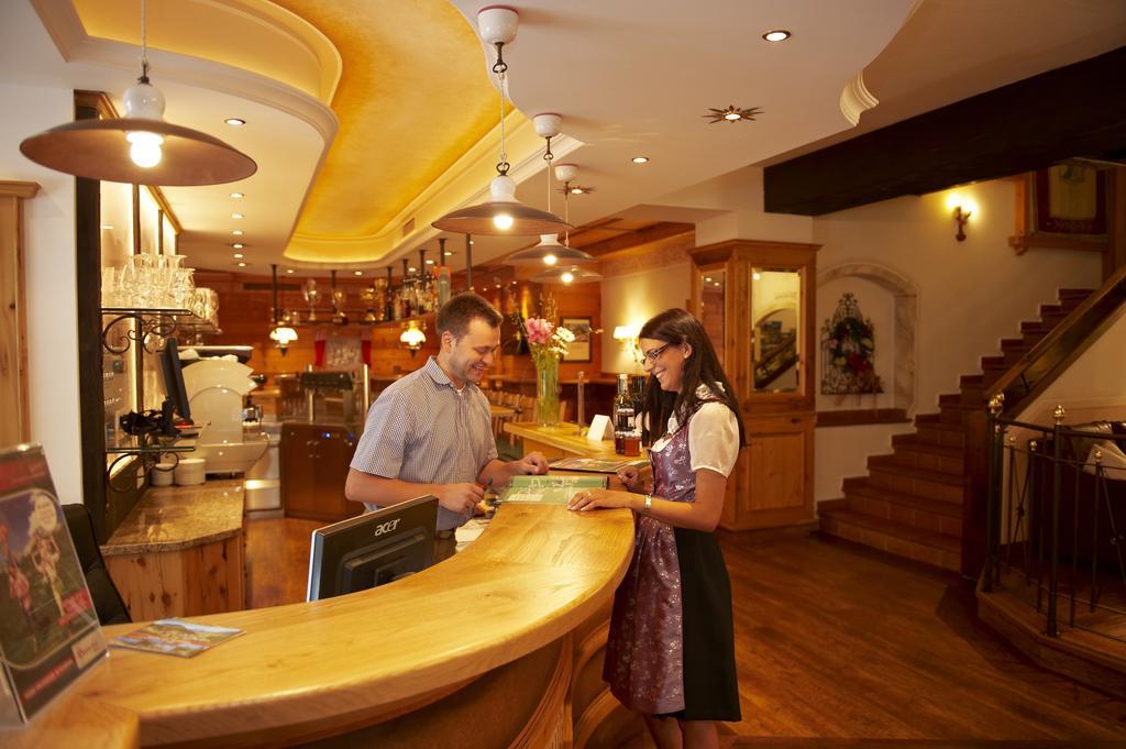 Hotel Bischofsmuetze ฟิลซ์โมส ภายนอก รูปภาพ